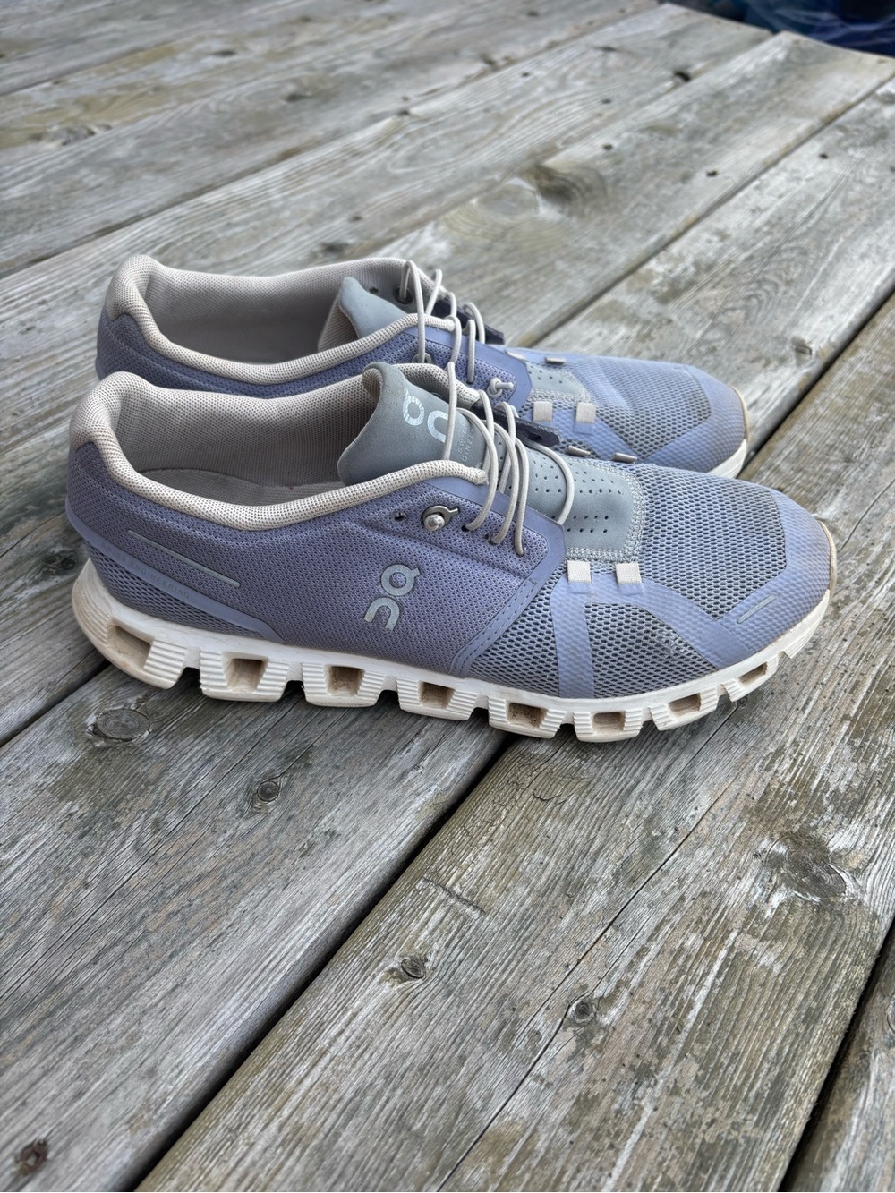 On Running Cloud Sneakers in Lavender Gray